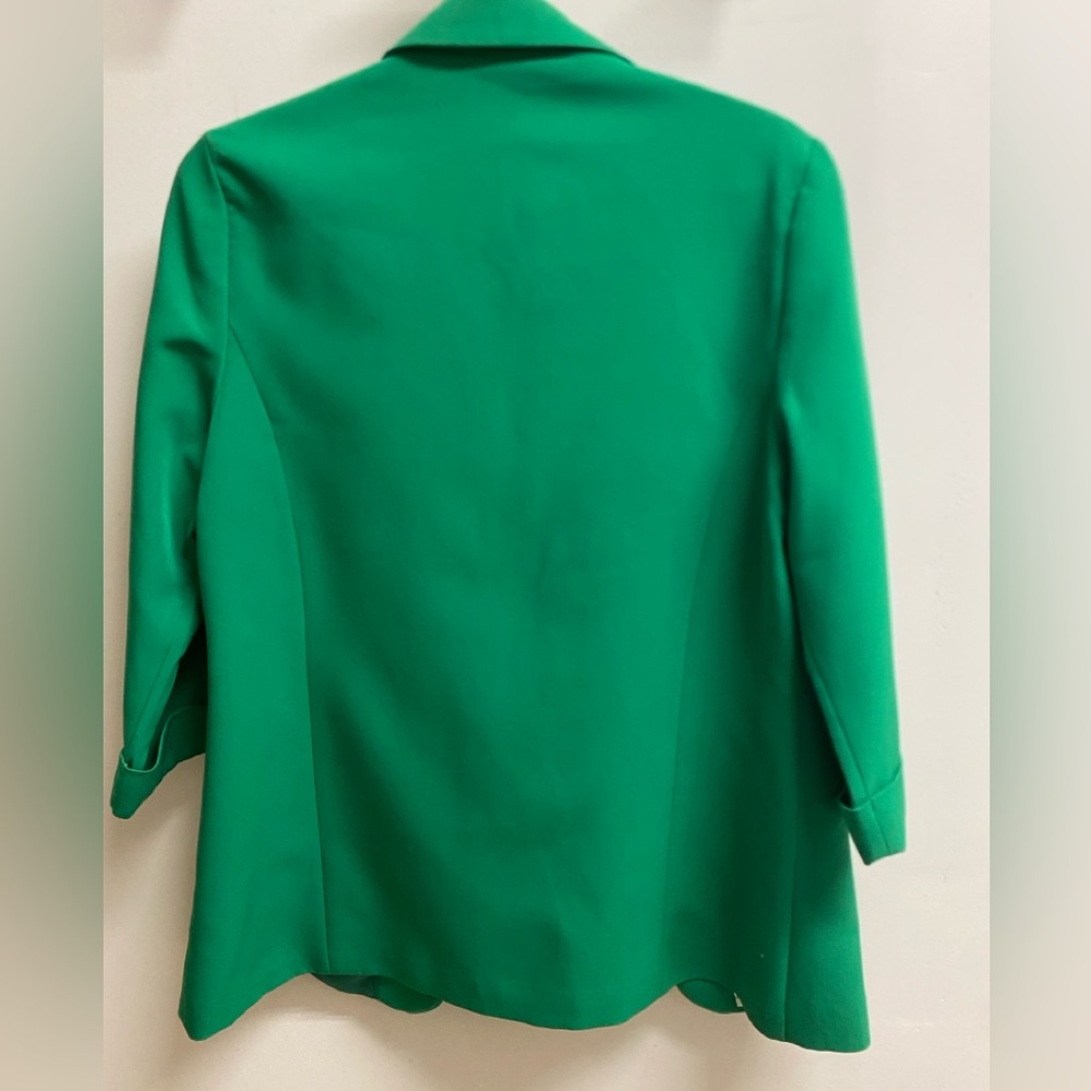Blazer - Picture 3 of 3